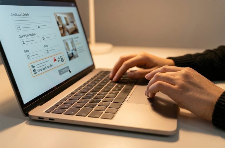 Attenzione alla truffa di Booking: ecco come non cadere nel tranello
